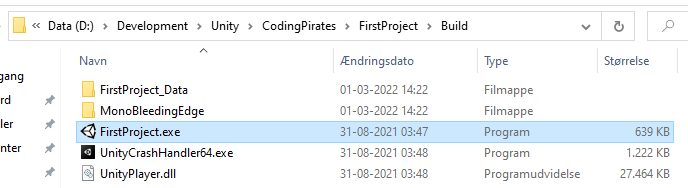 Her vil FirstProject.exe være selve programmet (spillet), der kan køres.